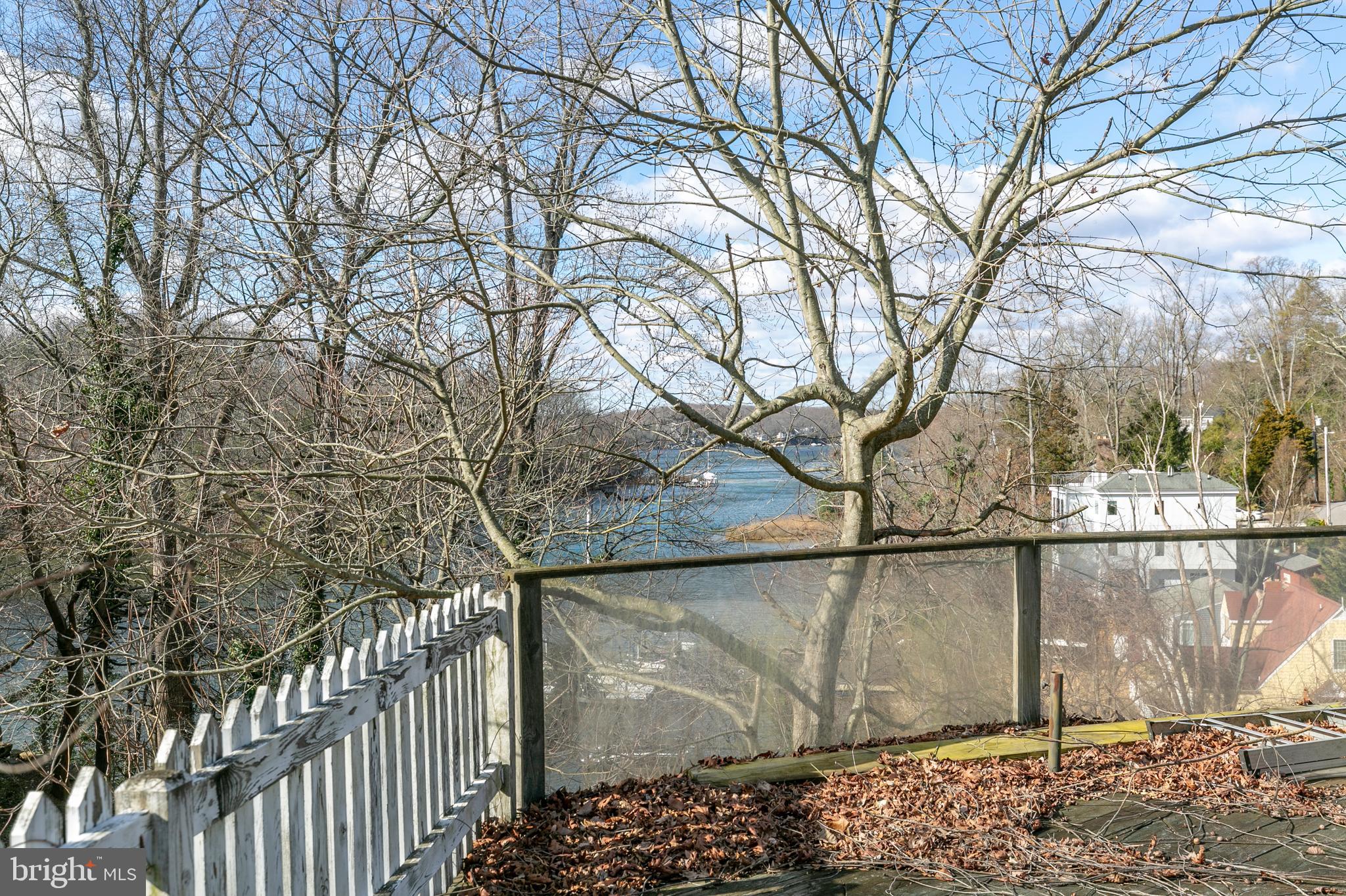 PINES ON THE SEVERN - Land