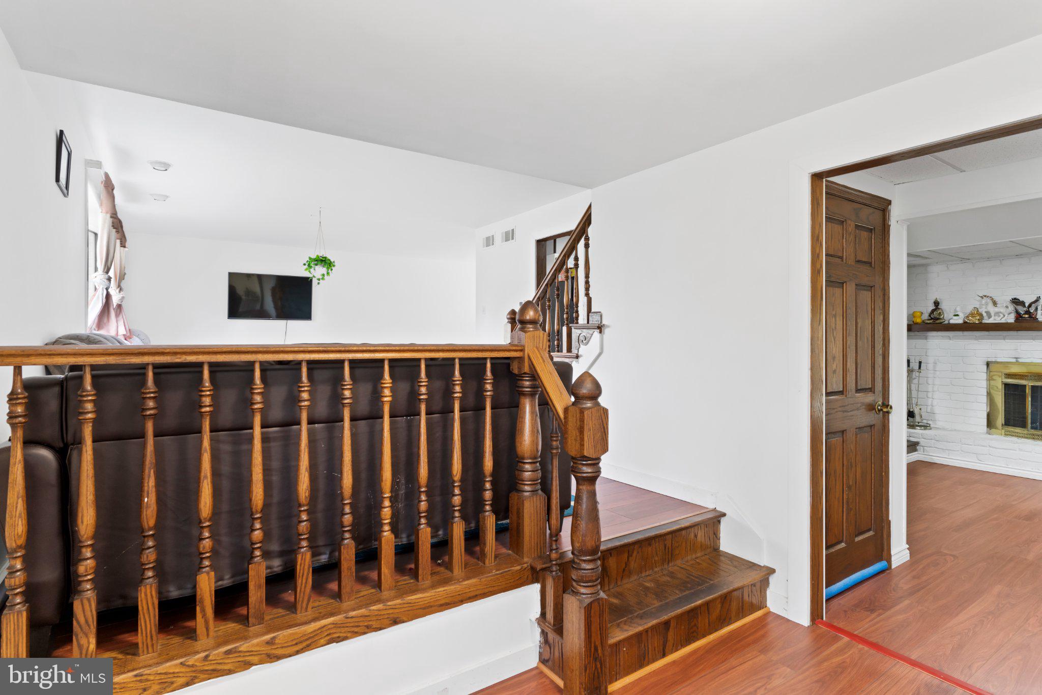 4913 JANELLE DRIVE