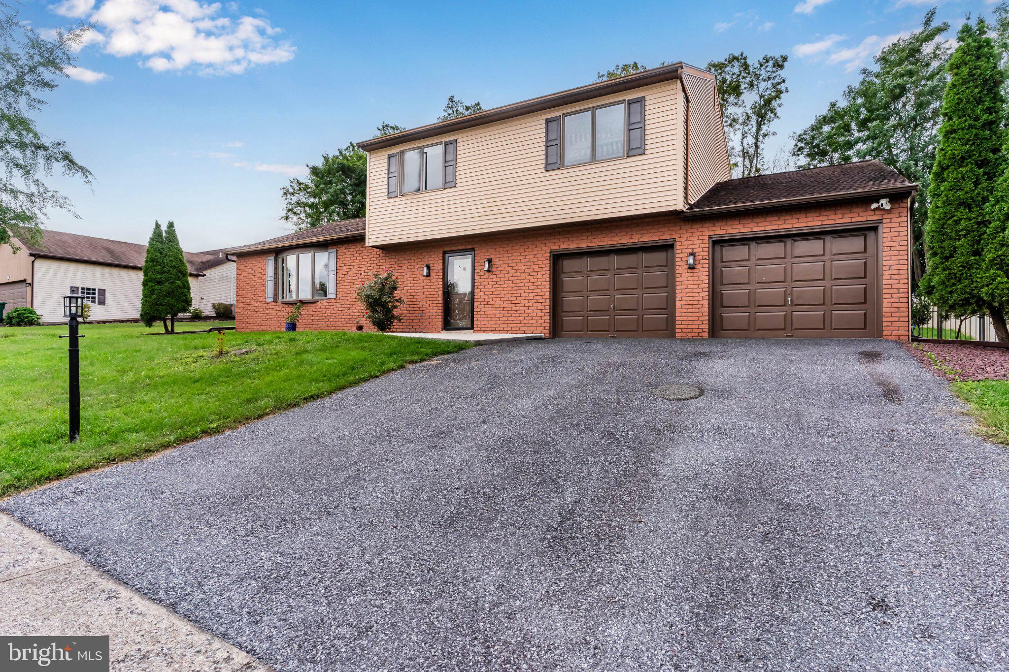 4913 JANELLE DRIVE