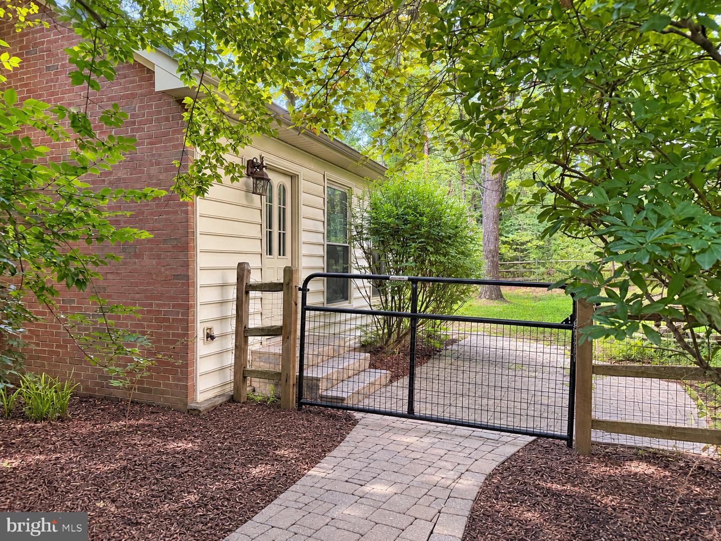 6762 BRONZE POST ROAD