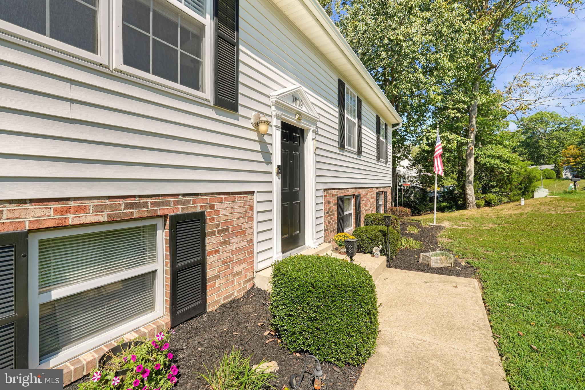 WHITE SANDS - Residential