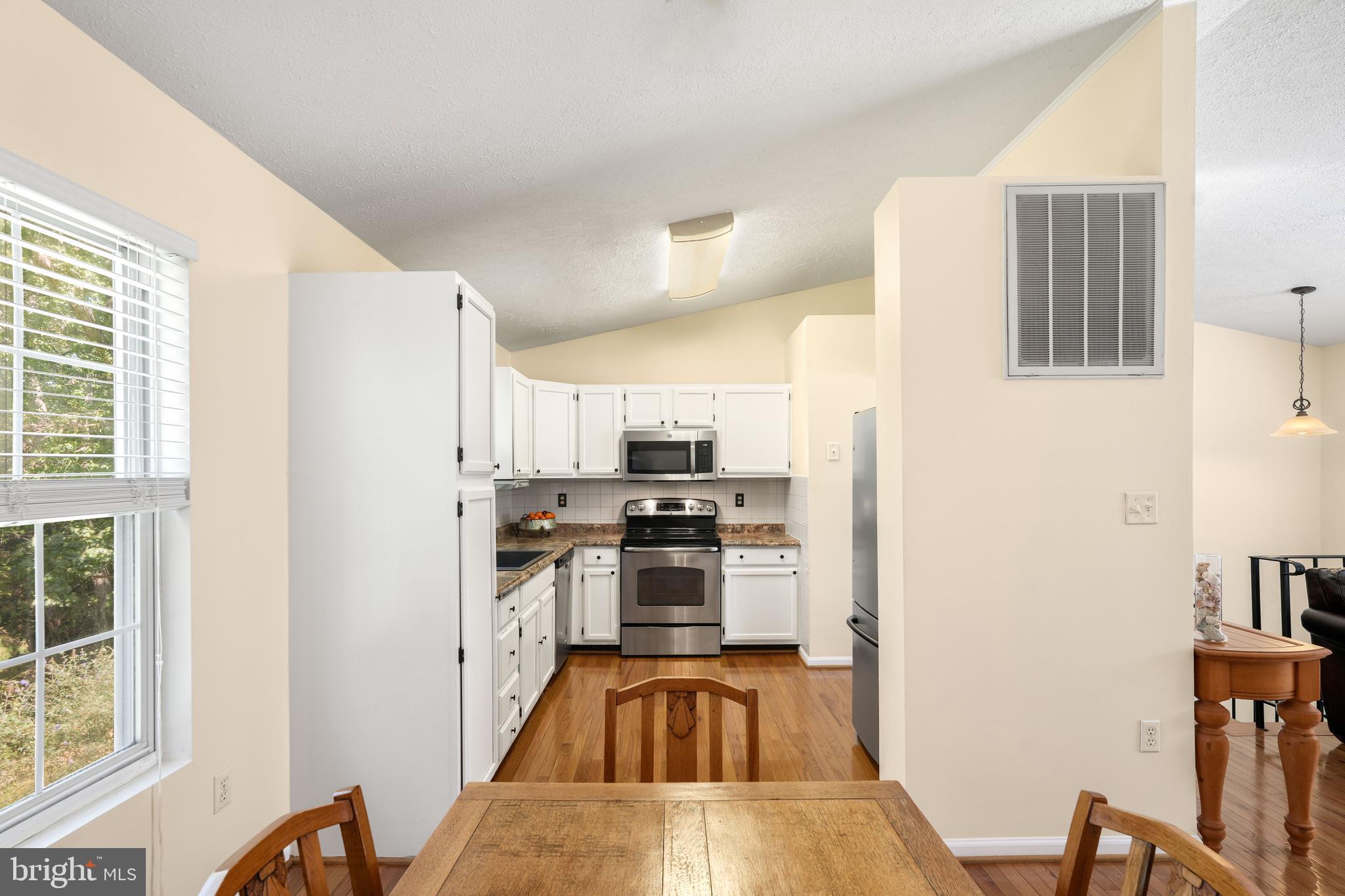 WHITE SANDS - Residential