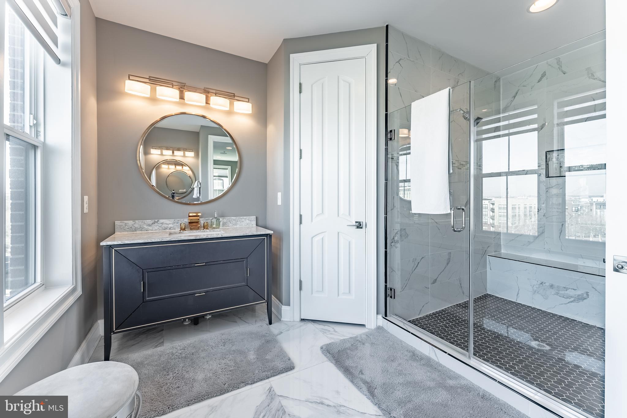 500 RIVERSAIL LANE 438