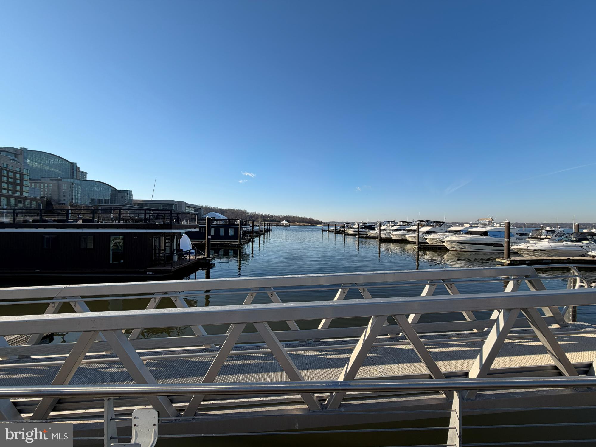 POTOMAC OVERLOOK CONDO - Residential