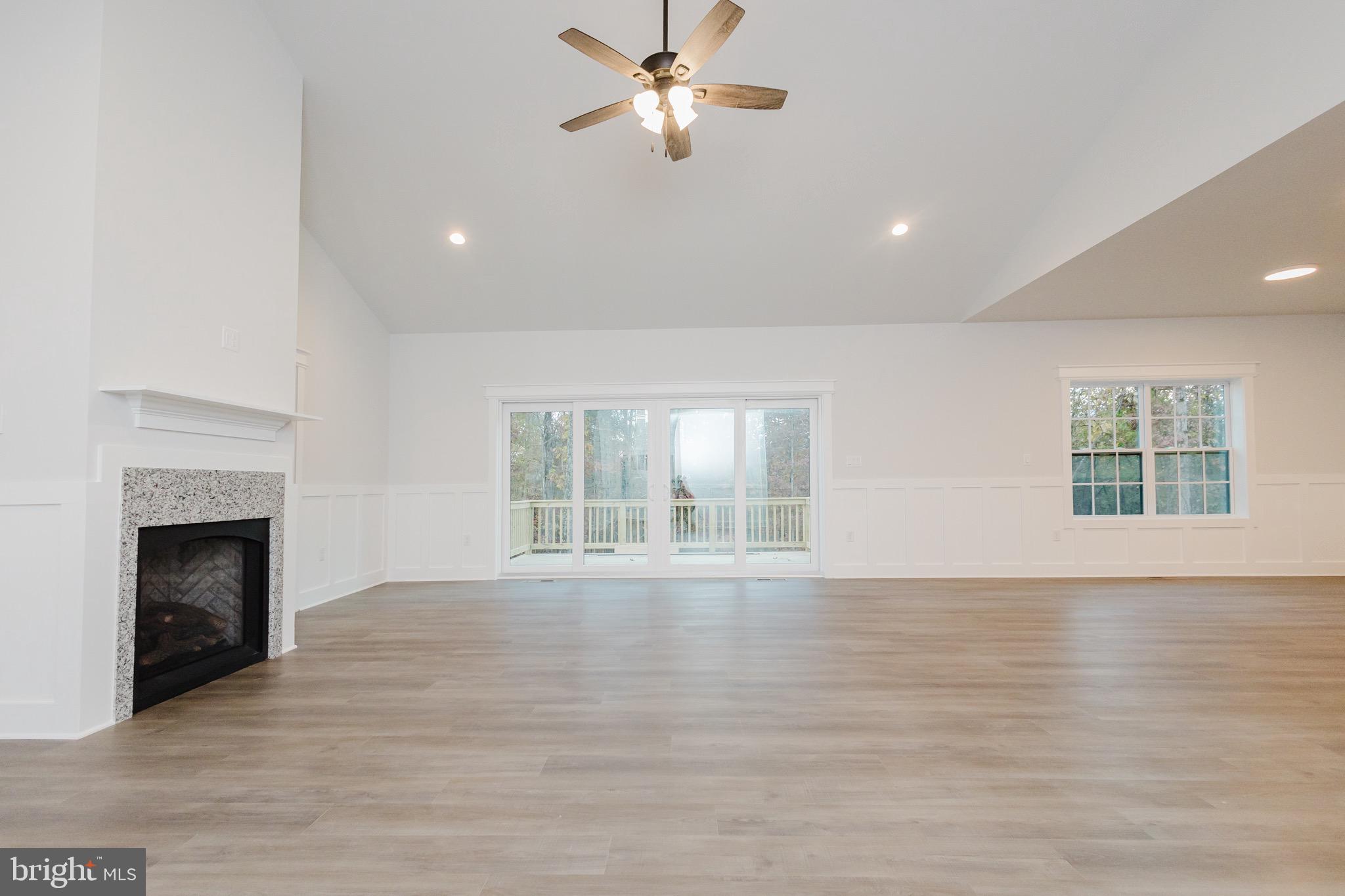 WINDFALL ACRES - Residential