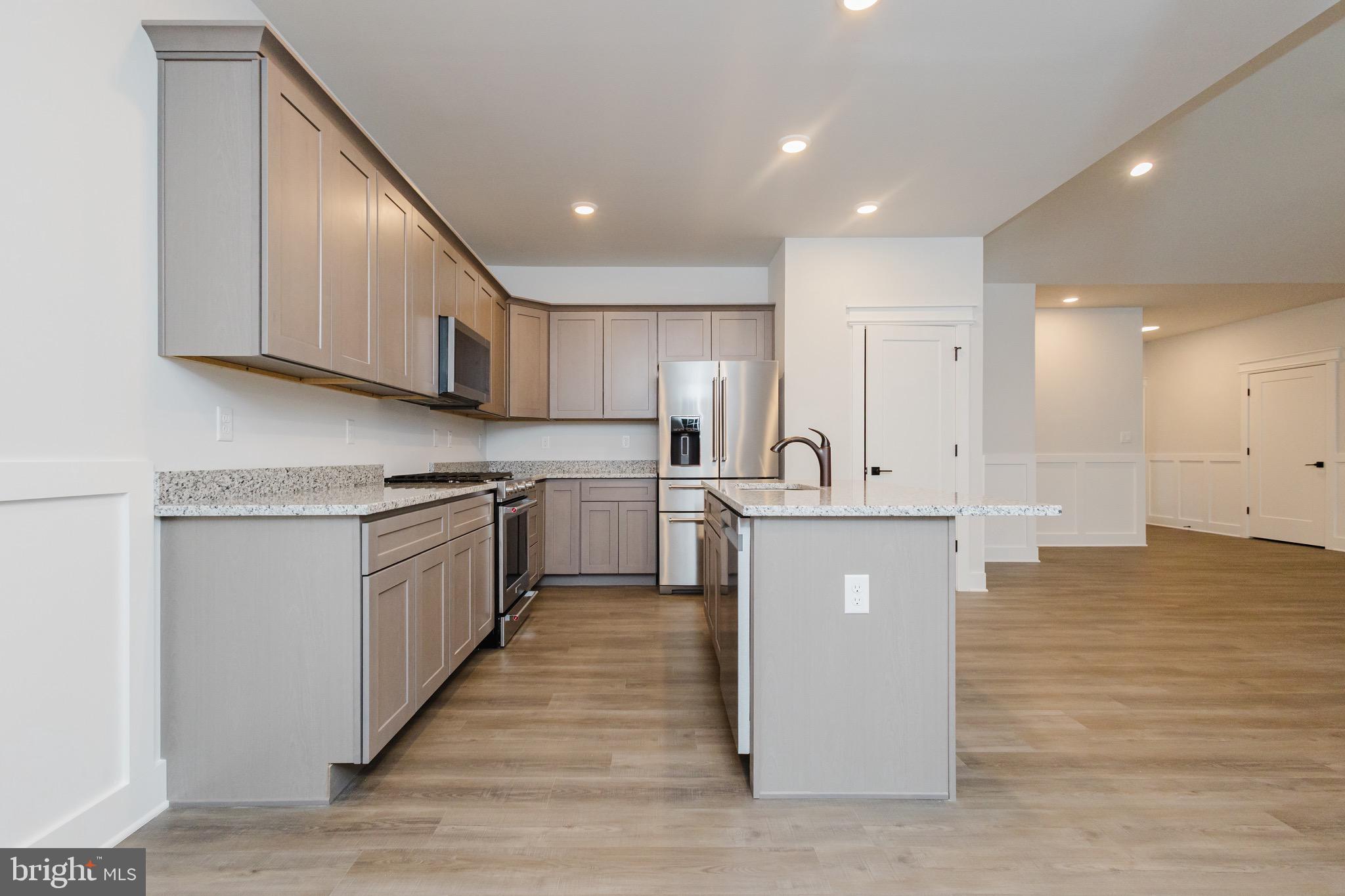 WINDFALL ACRES - Residential