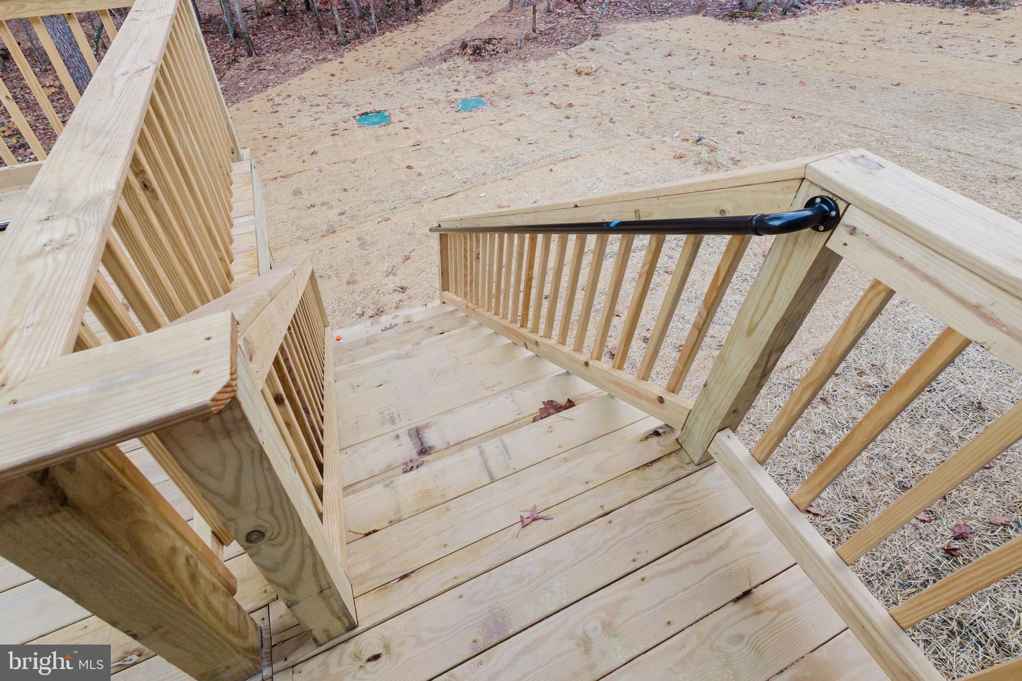 WINDFALL ACRES - Residential