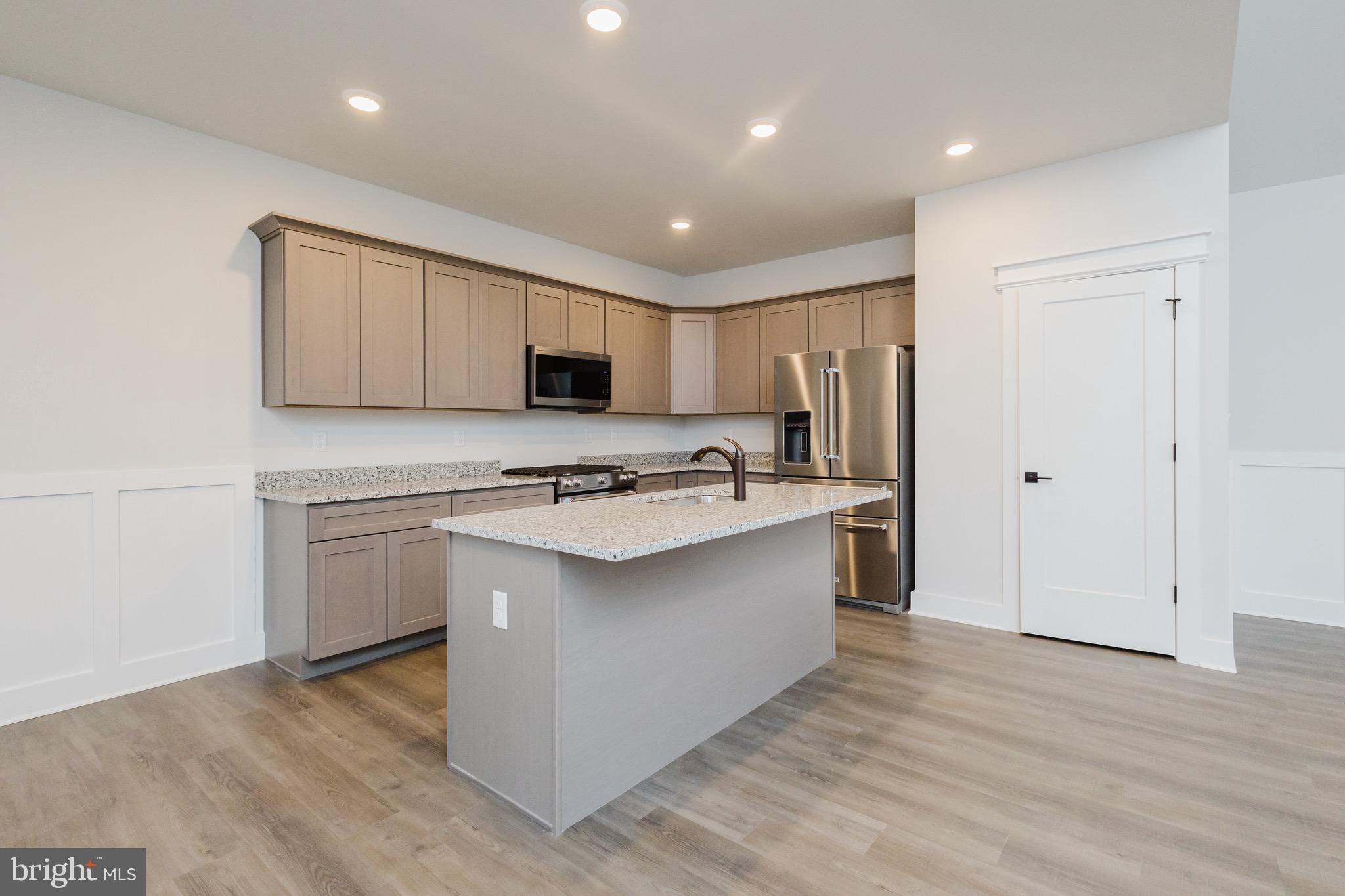 WINDFALL ACRES - Residential