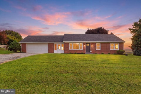 Photo of 1724 Jefferson Road, SPRING GROVE, PA 17362 (MLS # PAYK2110724)