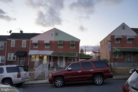 Townhouse For Sale - 40 Upmanor Road<br/> BALTIMORE, MD 21229