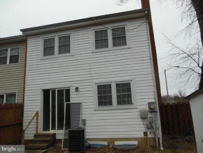 POINT OF WOODS - Residential Lease