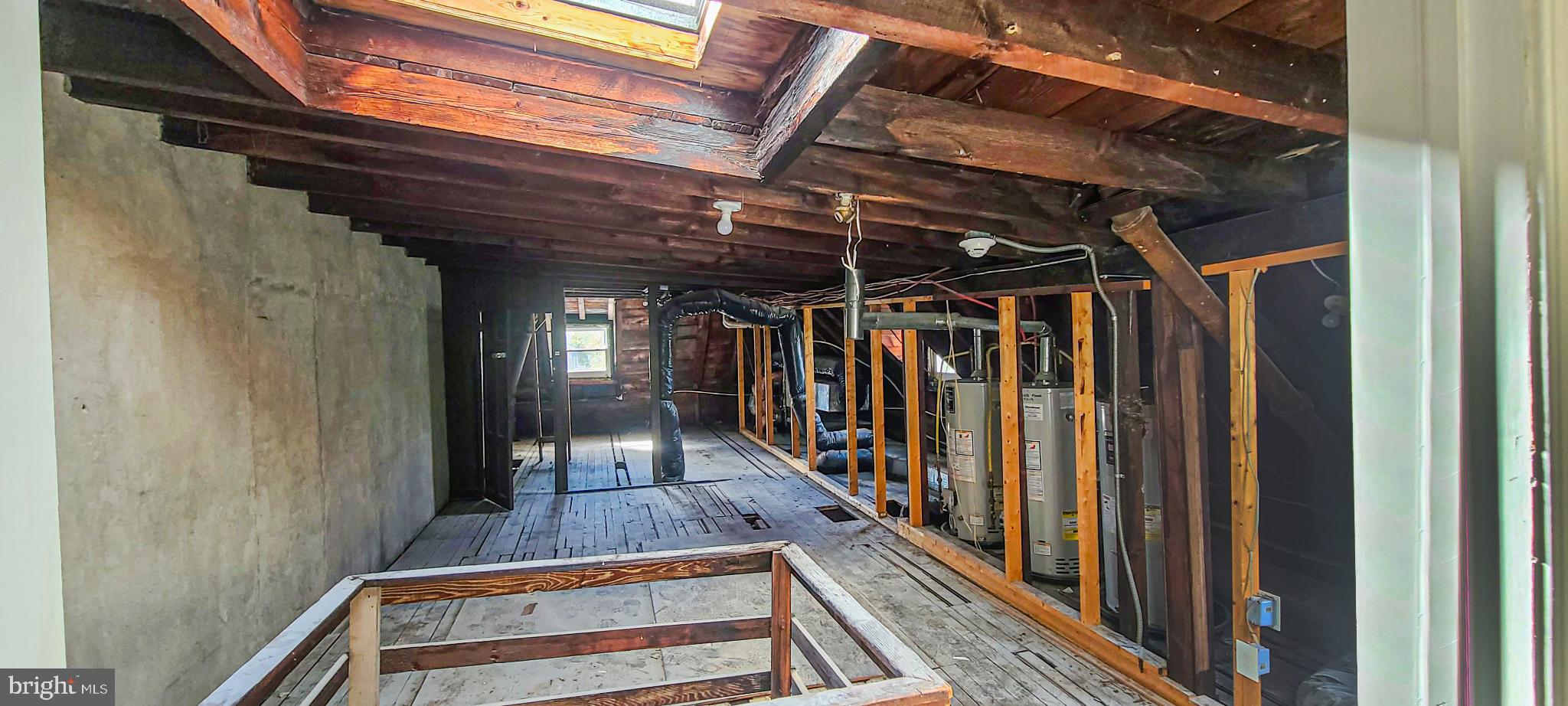 CEDAR PARK - Residential Income