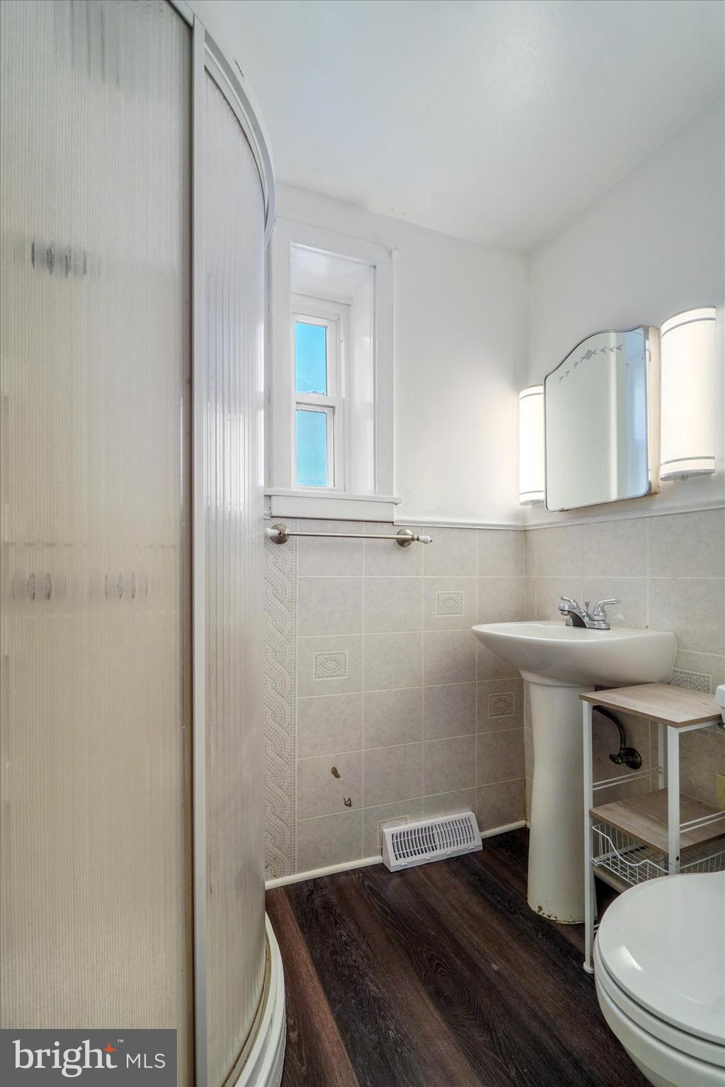 WINDSOR PARK - Residential