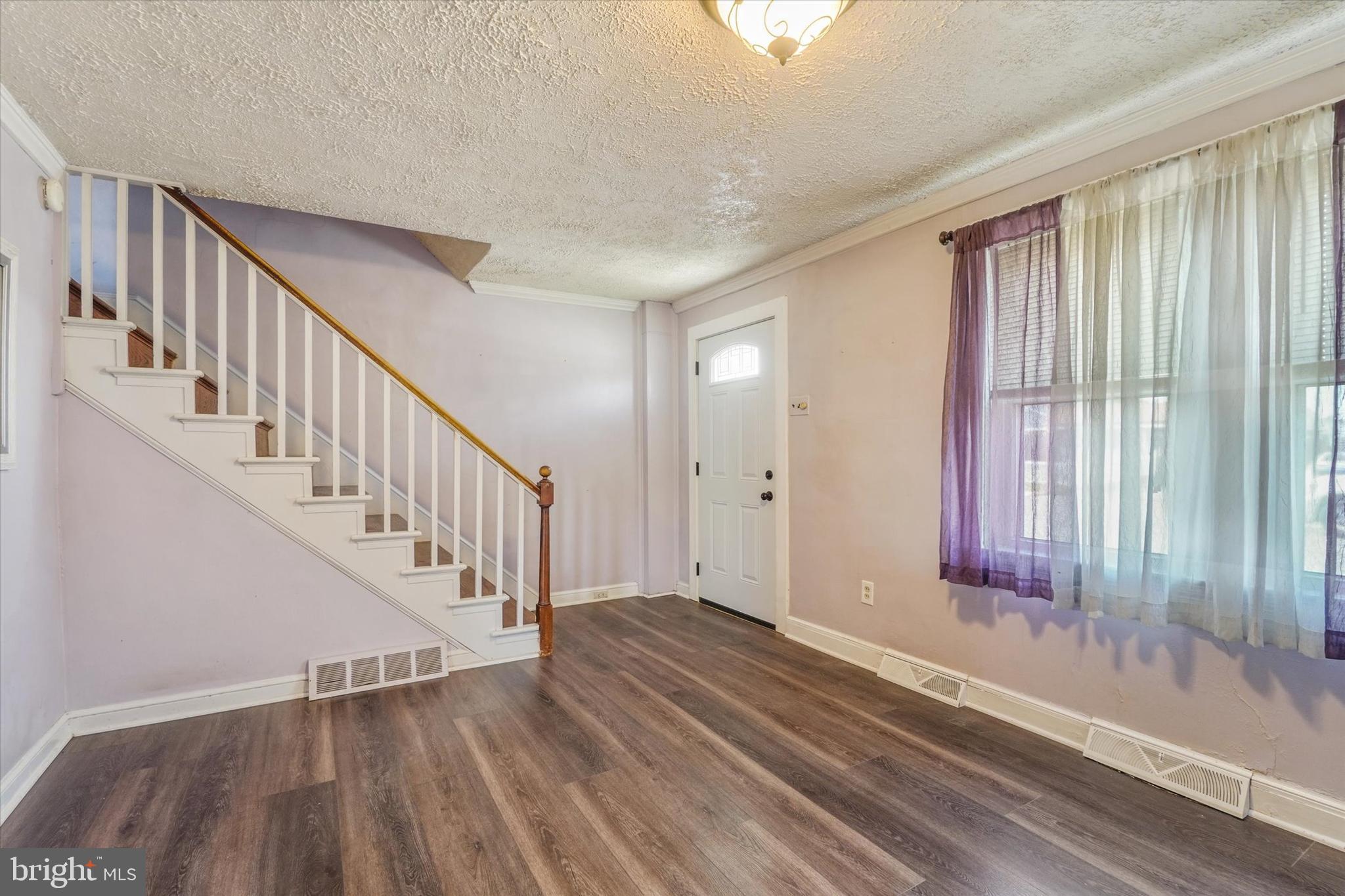 WINDSOR PARK - Residential