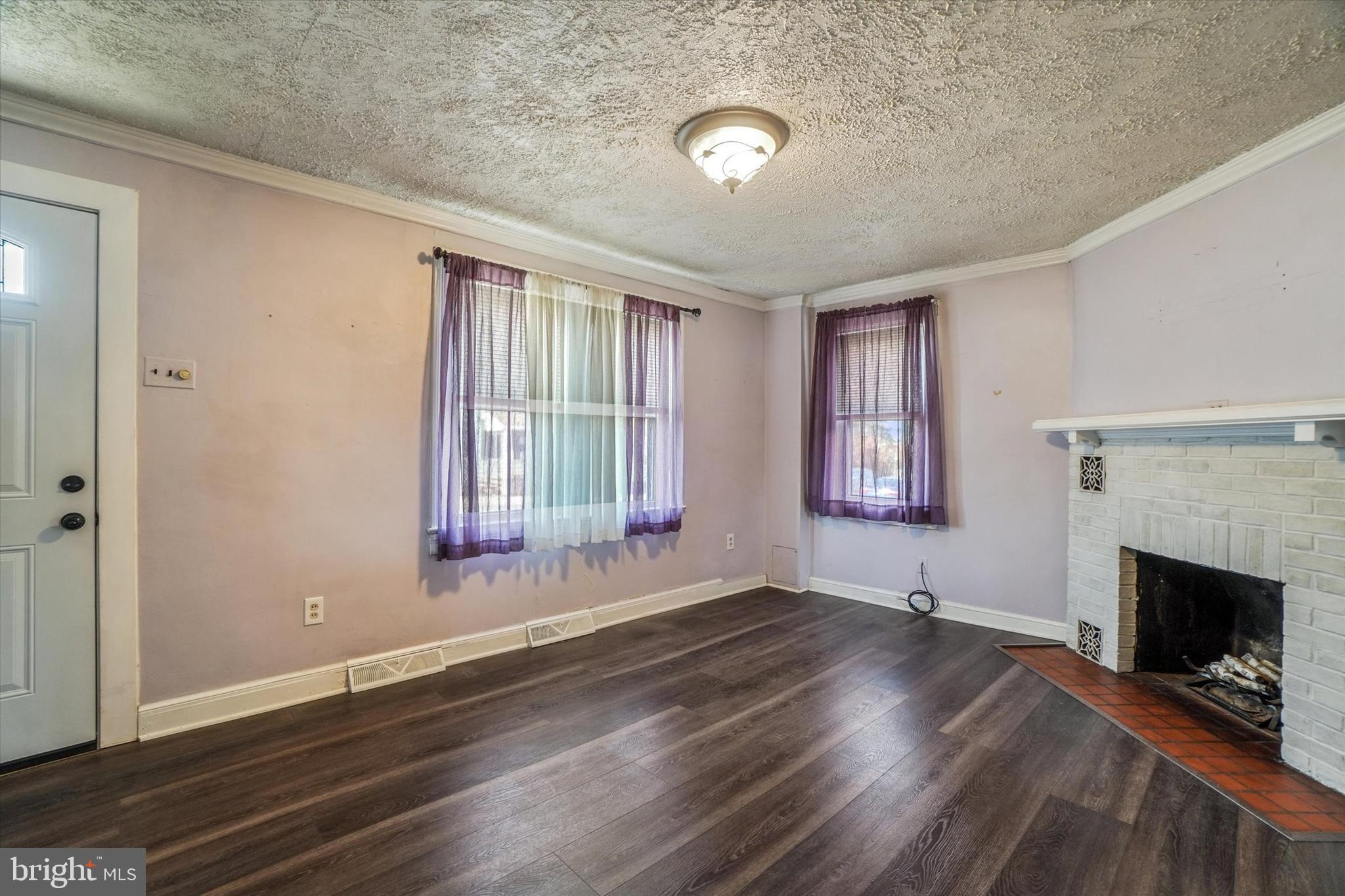 WINDSOR PARK - Residential