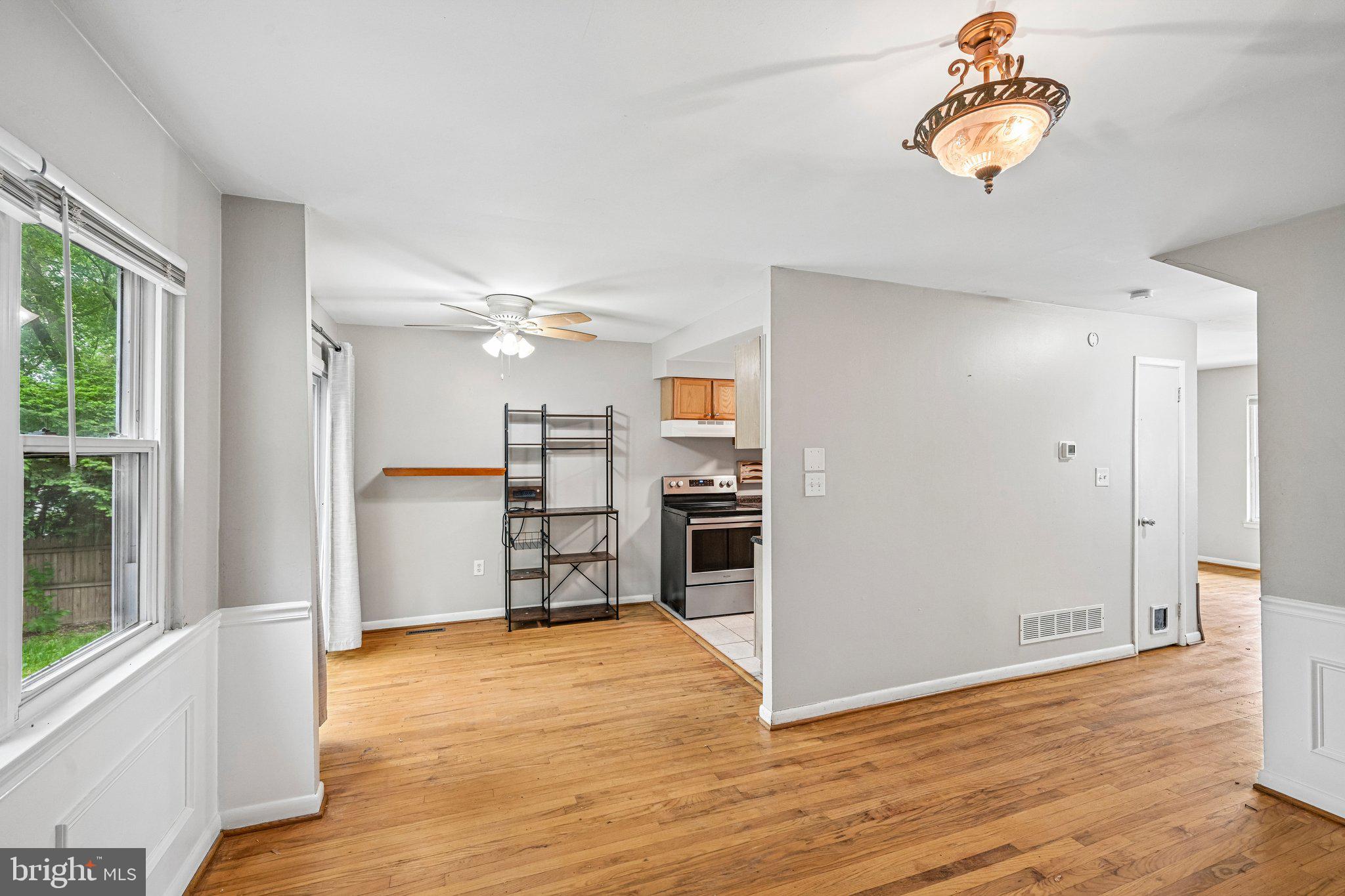 WHISPERING PINES - Residential
