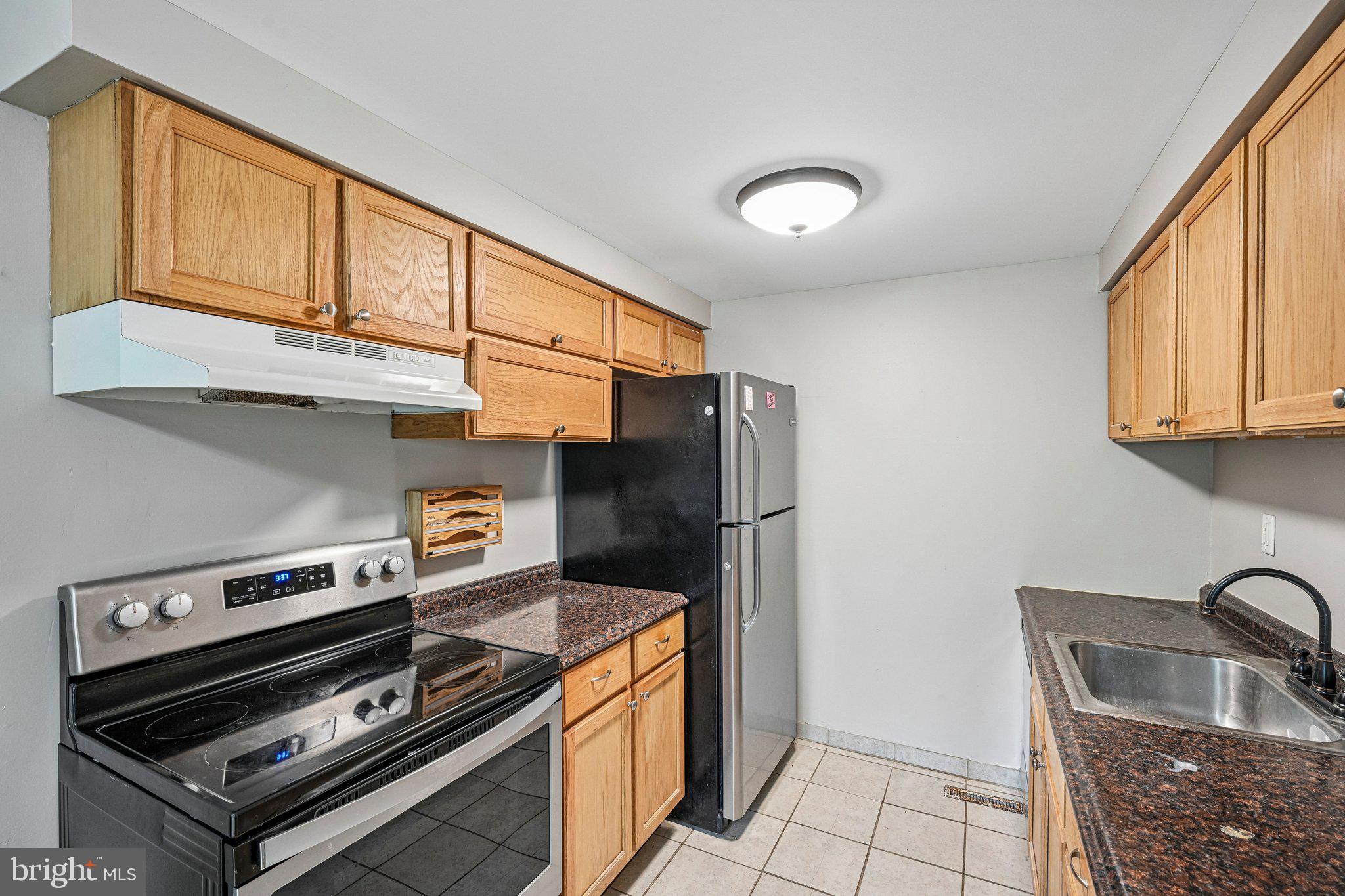 WHISPERING PINES - Residential