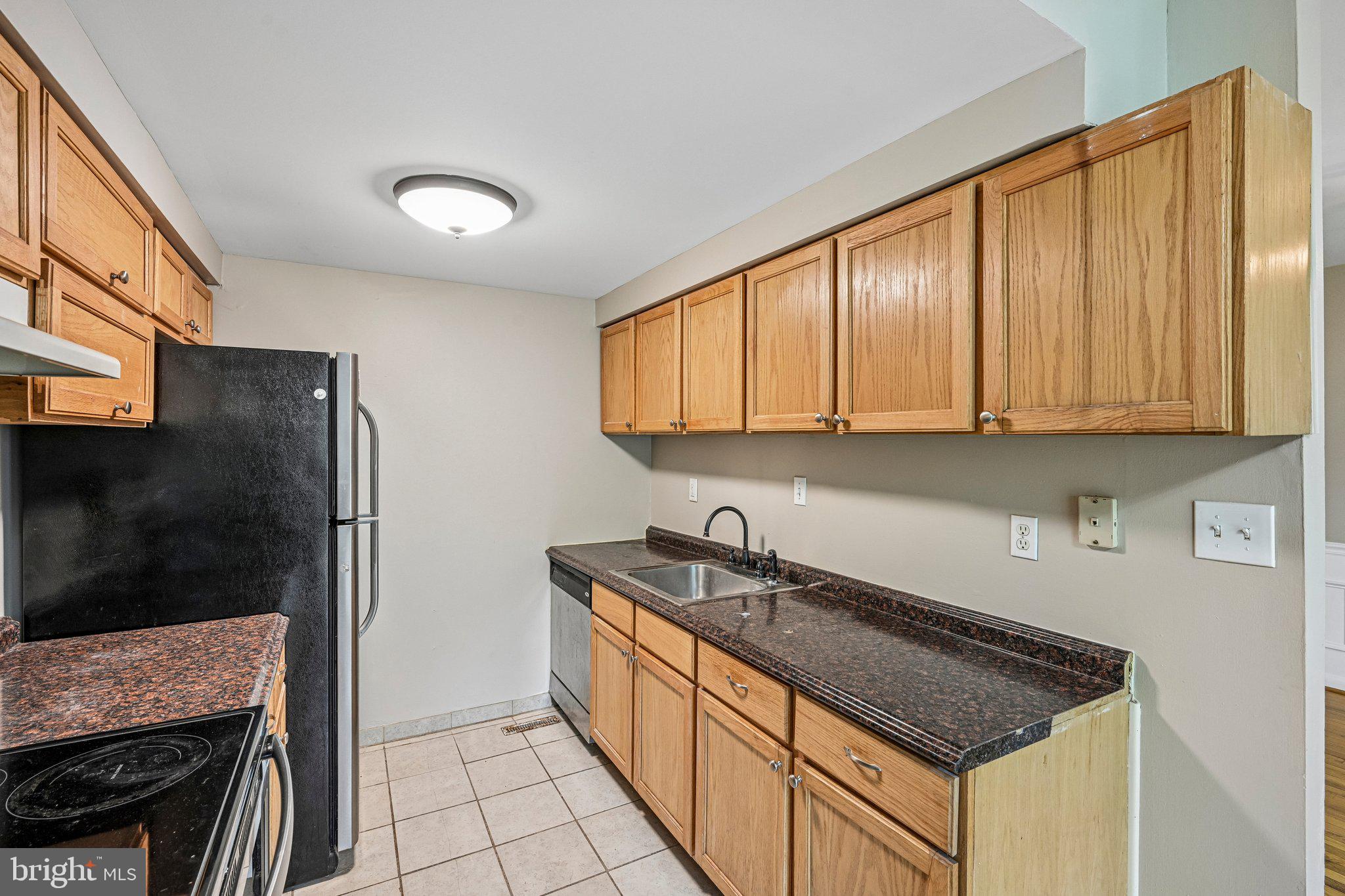 WHISPERING PINES - Residential