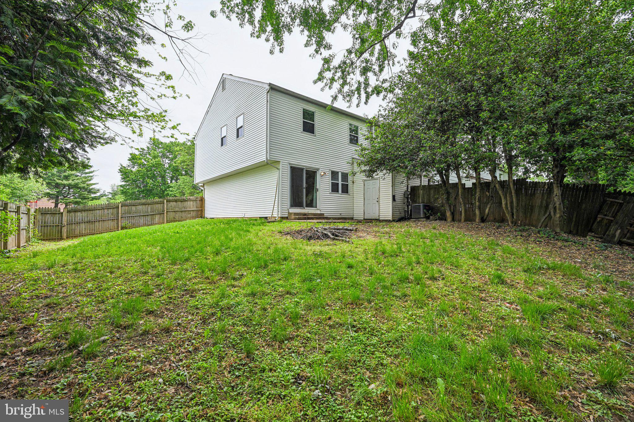 WHISPERING PINES - Residential