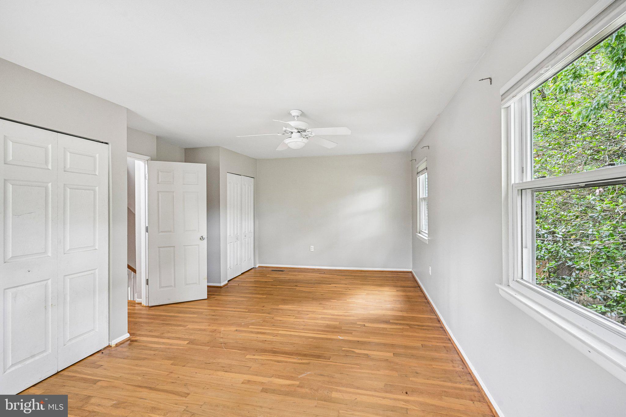 WHISPERING PINES - Residential