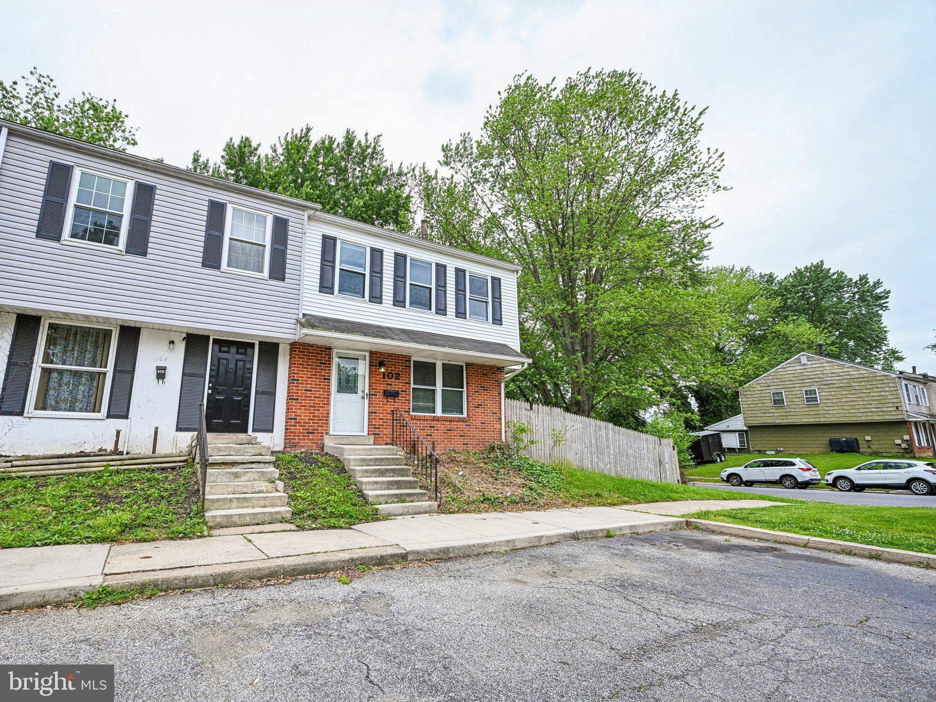 WHISPERING PINES - Residential