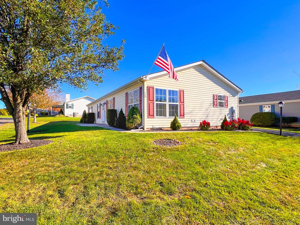 BUCKINGHAM SPRINGS - Residential