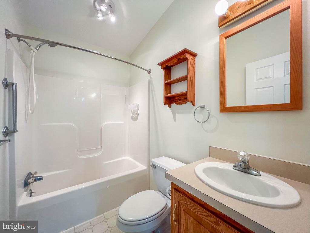 BUCKINGHAM SPRINGS - Residential