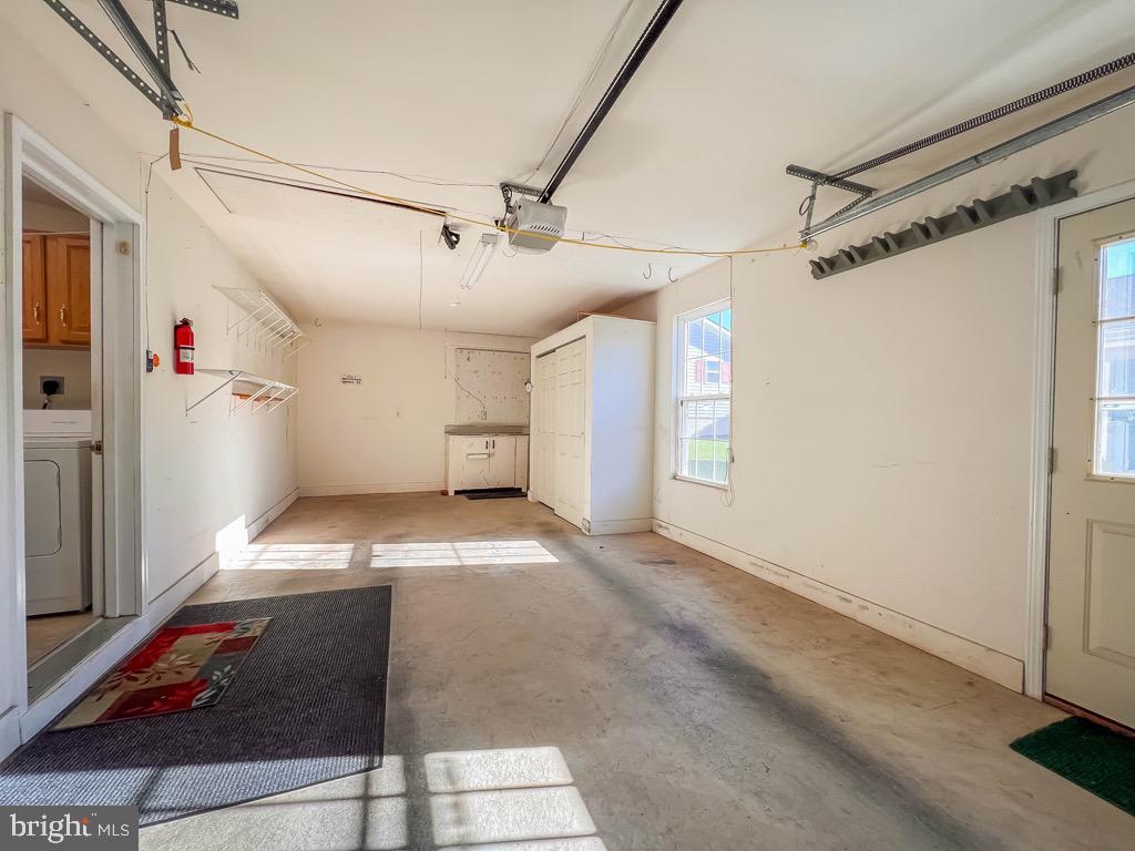 BUCKINGHAM SPRINGS - Residential