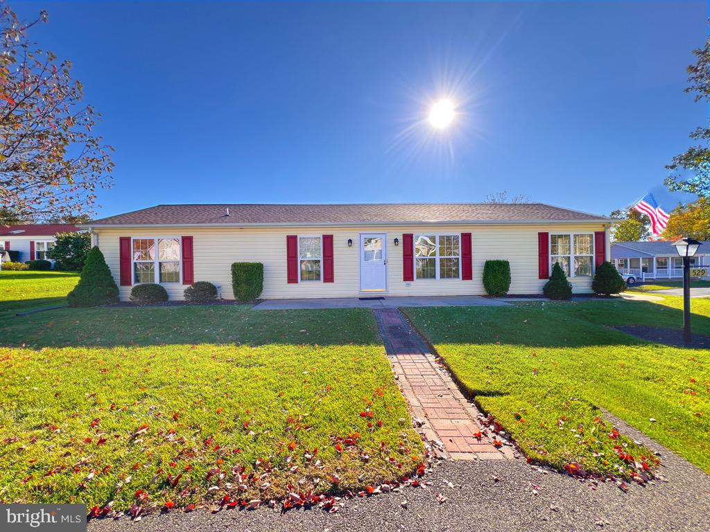 BUCKINGHAM SPRINGS - Residential