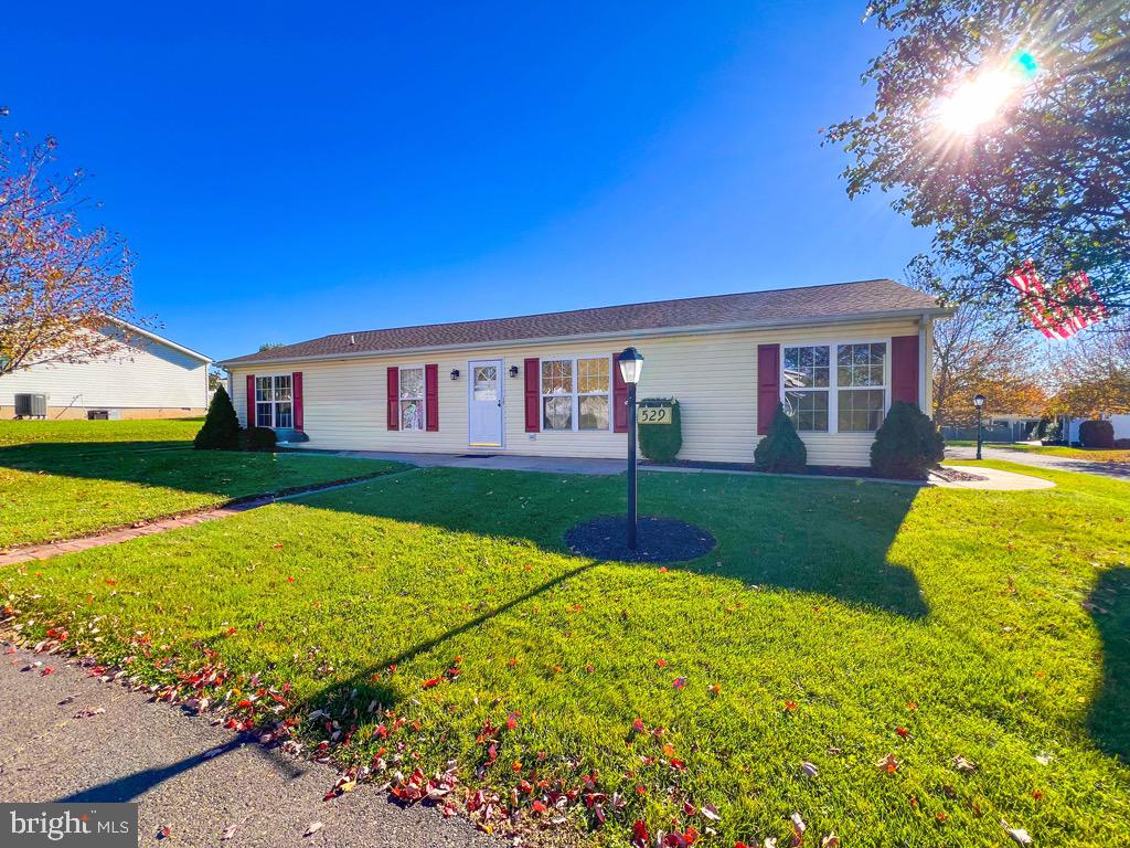 BUCKINGHAM SPRINGS - Residential