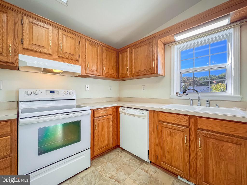 BUCKINGHAM SPRINGS - Residential