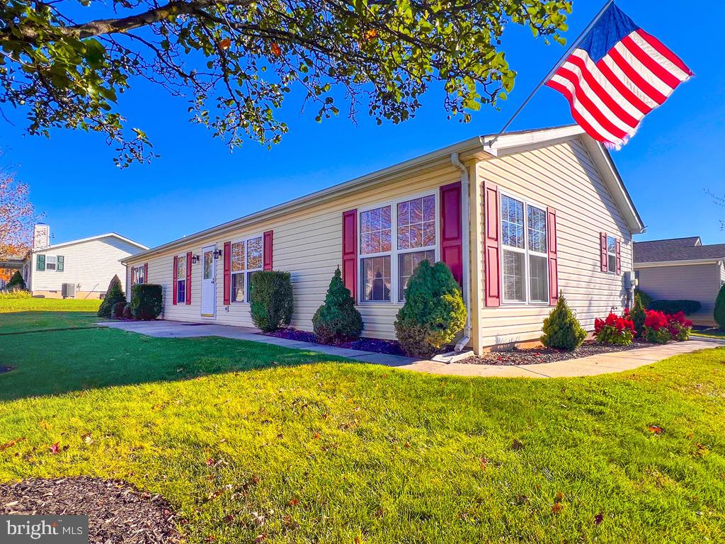 BUCKINGHAM SPRINGS - Residential