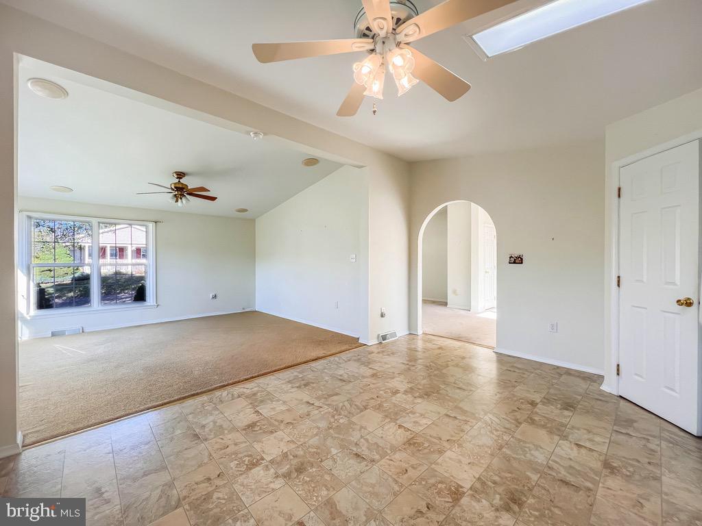 BUCKINGHAM SPRINGS - Residential