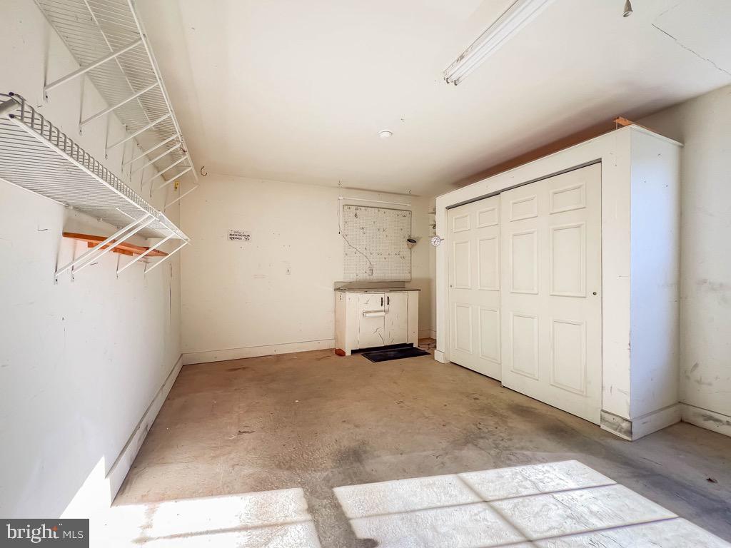 BUCKINGHAM SPRINGS - Residential