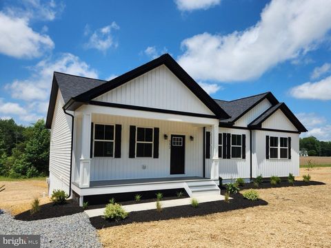 13804 LONG BRANCH ROAD WOODFORD VA 22580