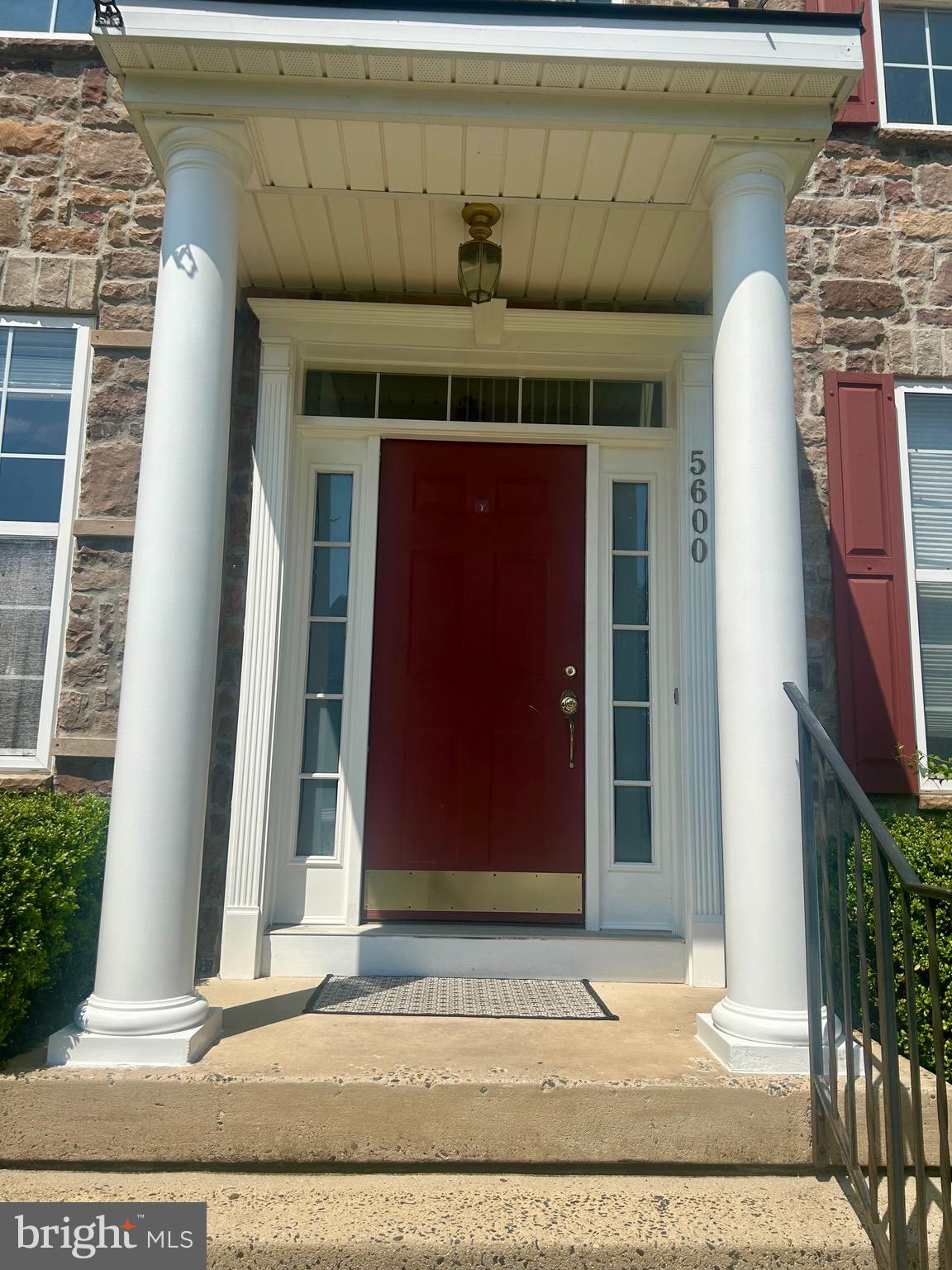 5600 OVERLOOK COURT