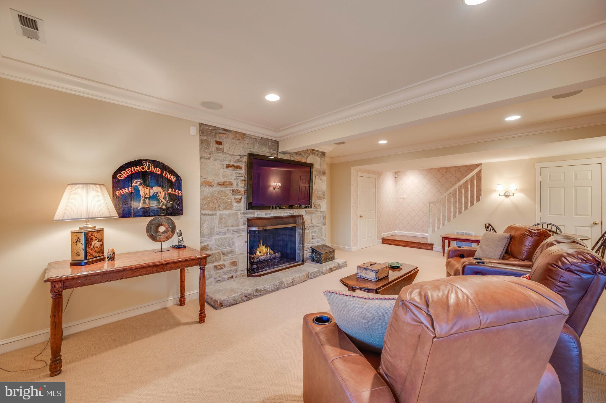 ROCKLAND - Residential