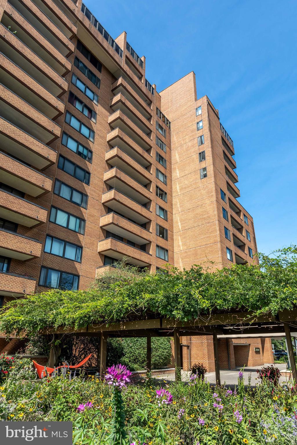 CROSS KEYS - Residential