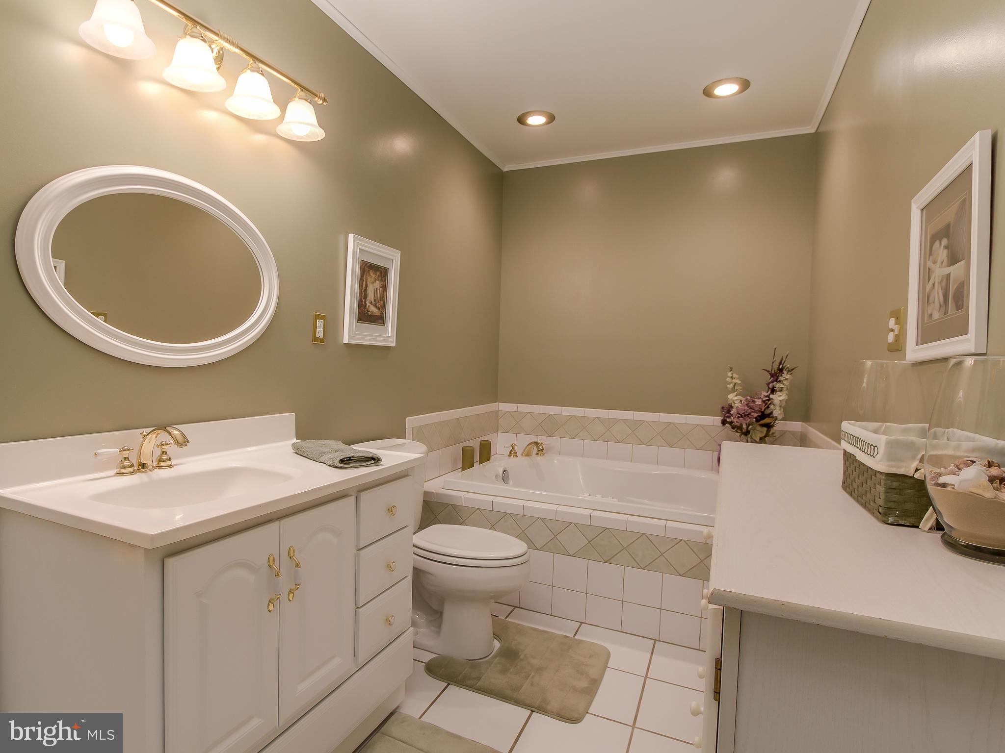 SENECA RIDGE - Residential