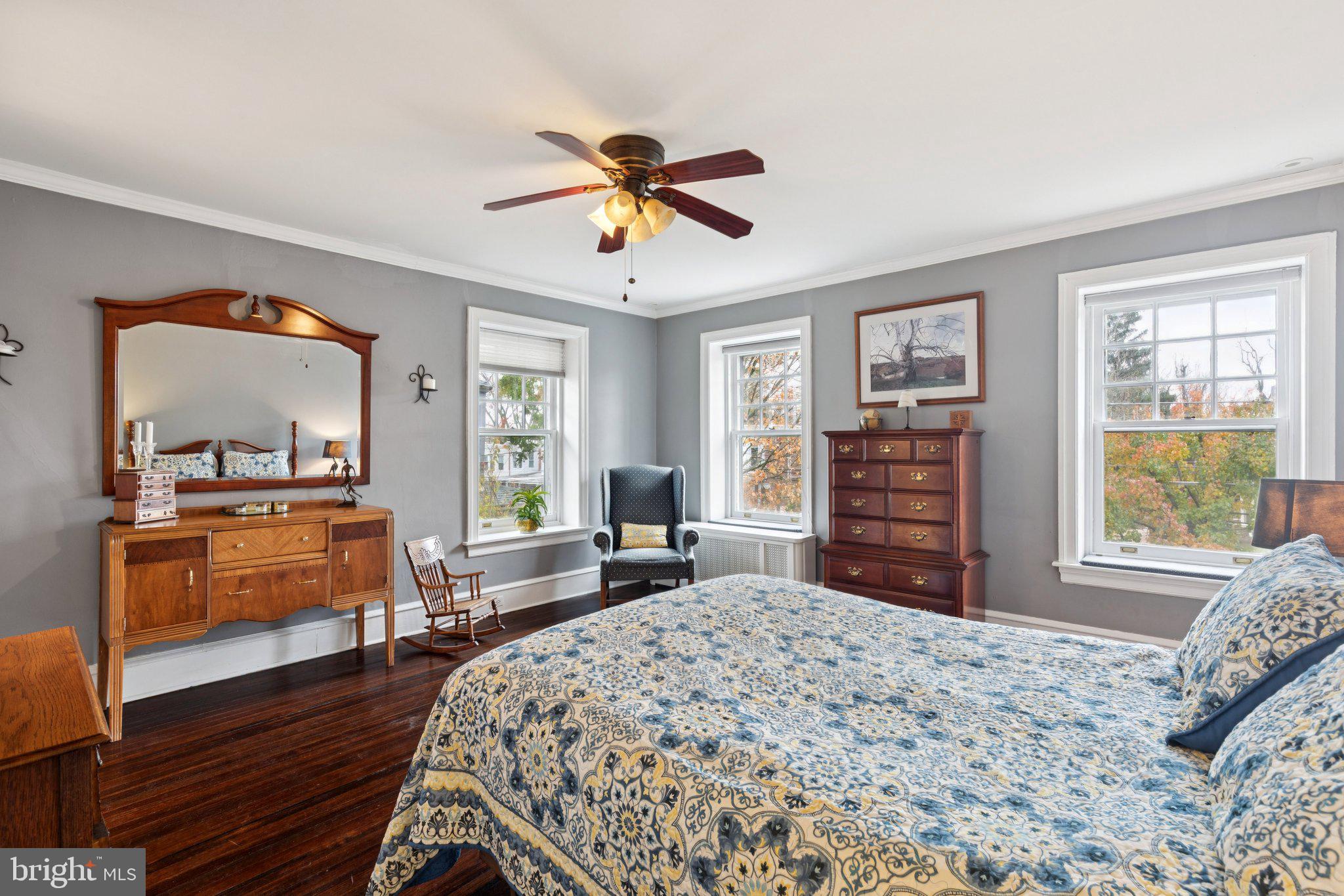 CHESTNUT HILL - Residential