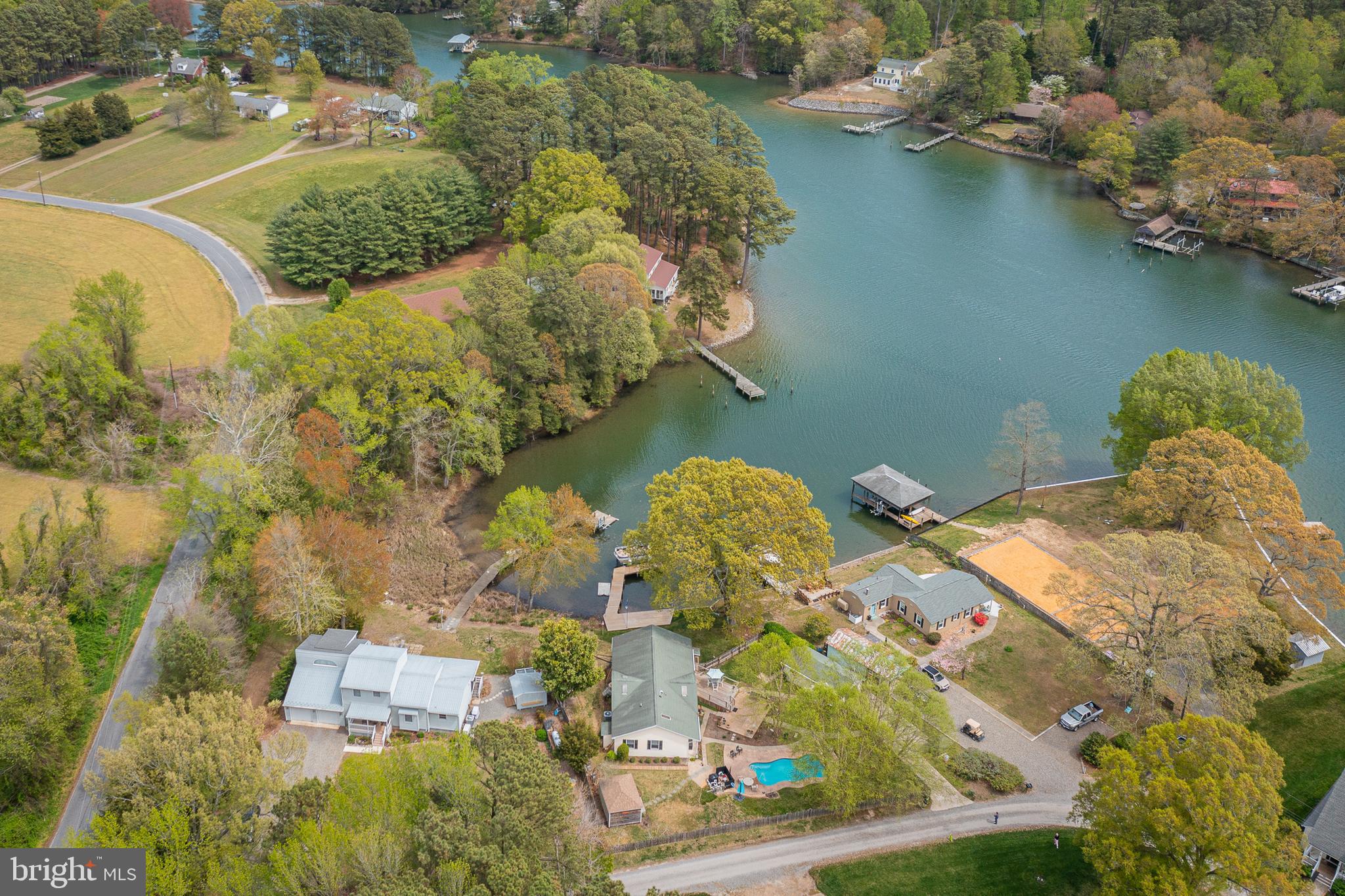 WHAYS CREEK - Residential