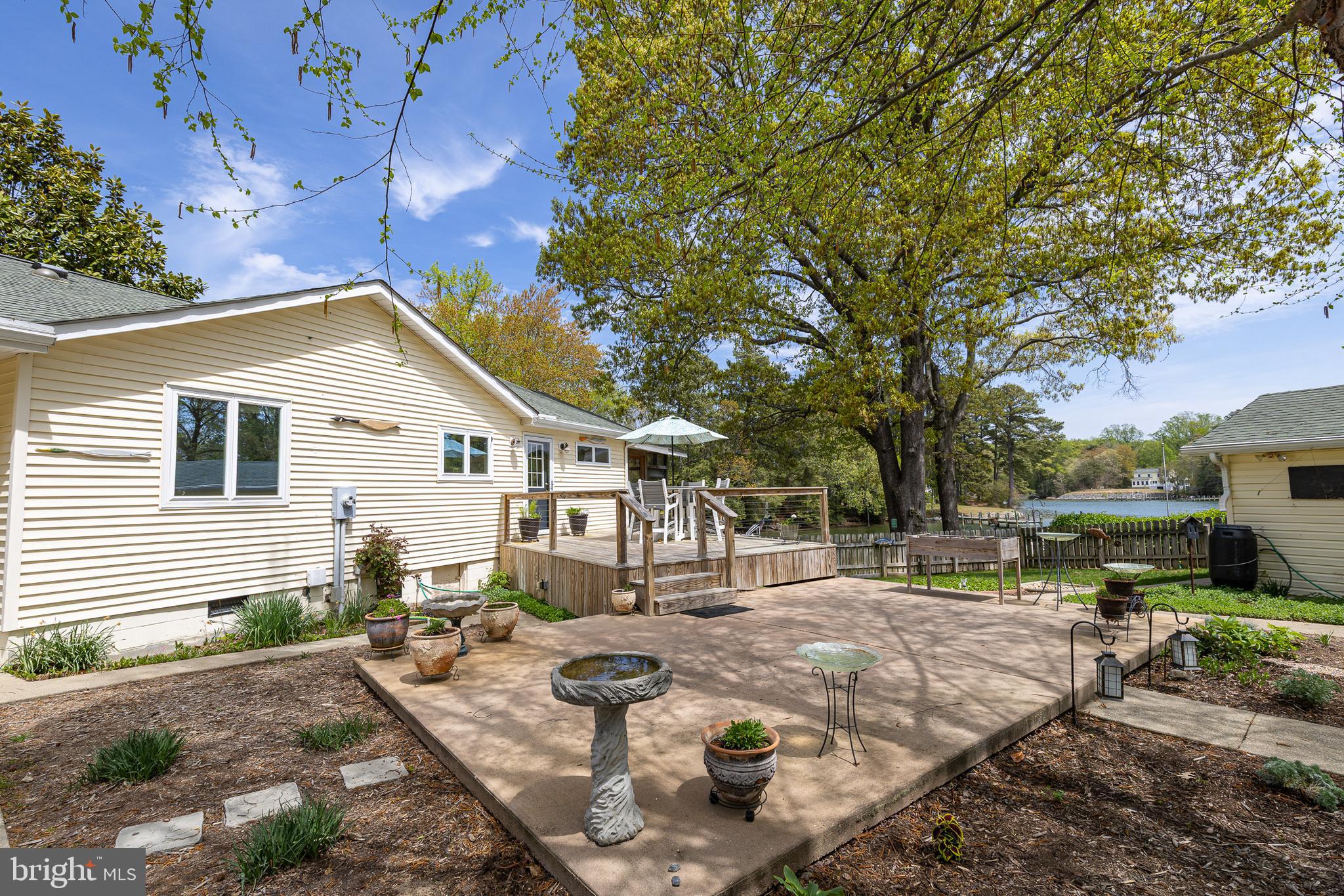 WHAYS CREEK - Residential