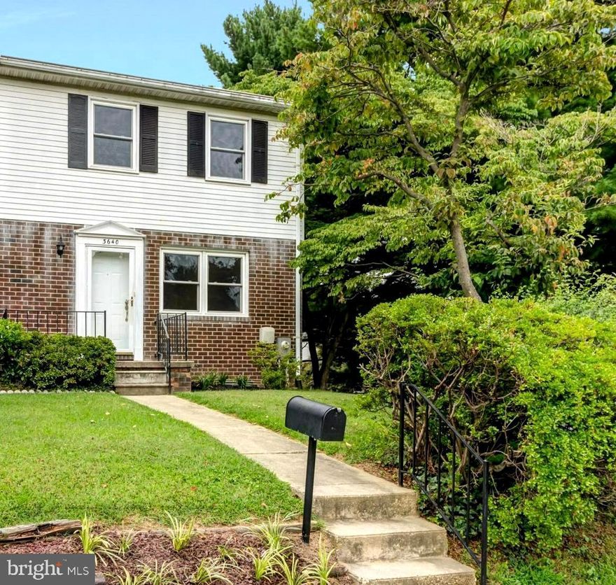 *** SIMPLY WONDERFUL! *** Move right into this beautifully updated end-of-group home, ideally located next to Double Rock Park and community gardens! Stunning, newly refinished hardwood floors highlight the spacious living room and formal dining room. The eat-in kitchen features classic oak cabinetry, ceramic tile flooring, contemporary track lighting, and walk-out access to a large deck. Brand new carpeting throughout the 2nd floor. Generously sized primary bedroom offers a ceiling fan and a private bath with a walk-in shower. Two additional bedrooms with ceiling fans, a second full bath, linen closet, and pull-down stairs to floored attic (with extra insulation and a thermostatically controlled fan with a new motor) complete the 2nd floor. The fully finished lower level offers a spacious recreation room with a supplemental built-in wall heater, powder room, laundry area, under-stair storage, and a walk-out to a patio and fenced rear yard. Additional highlights include New roof, Replacement windows, New storm door, and Fresh paint throughout. Prime, landscaped corner lot adjoins common grounds for added privacy. *** An exceptional value! ***