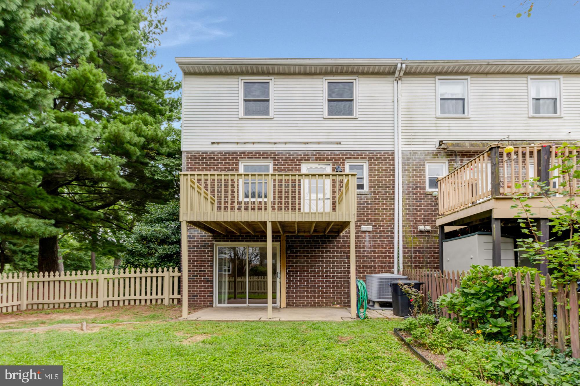 DOUBLE ROCK - Residential