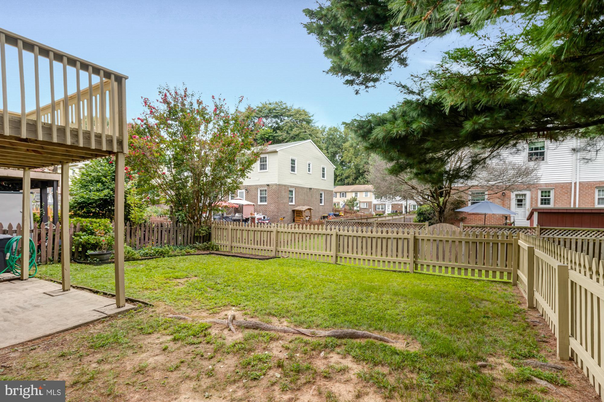 DOUBLE ROCK - Residential