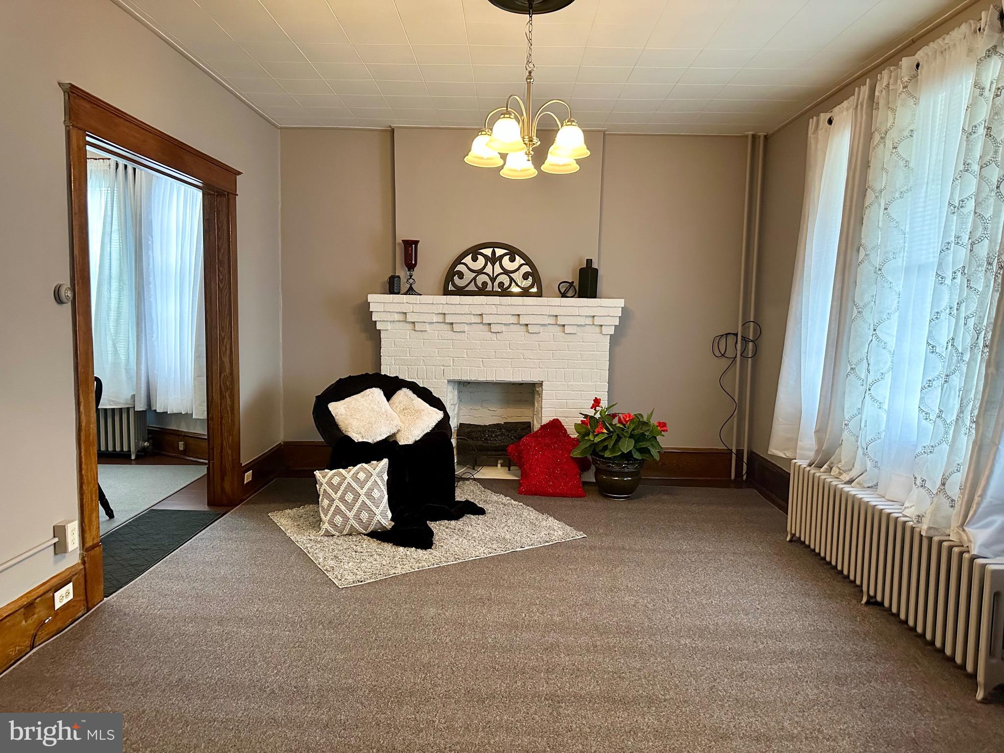 JOHNSON HEIGHTS - Residential