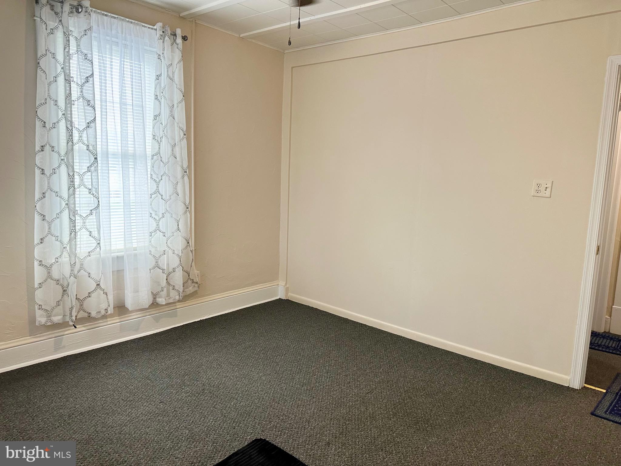 JOHNSON HEIGHTS - Residential