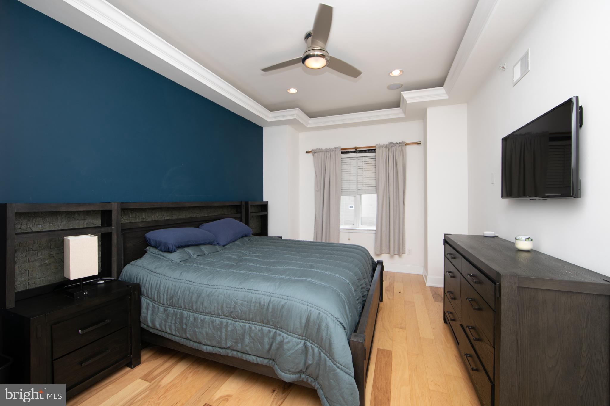 DICKINSON NARROWS - Residential