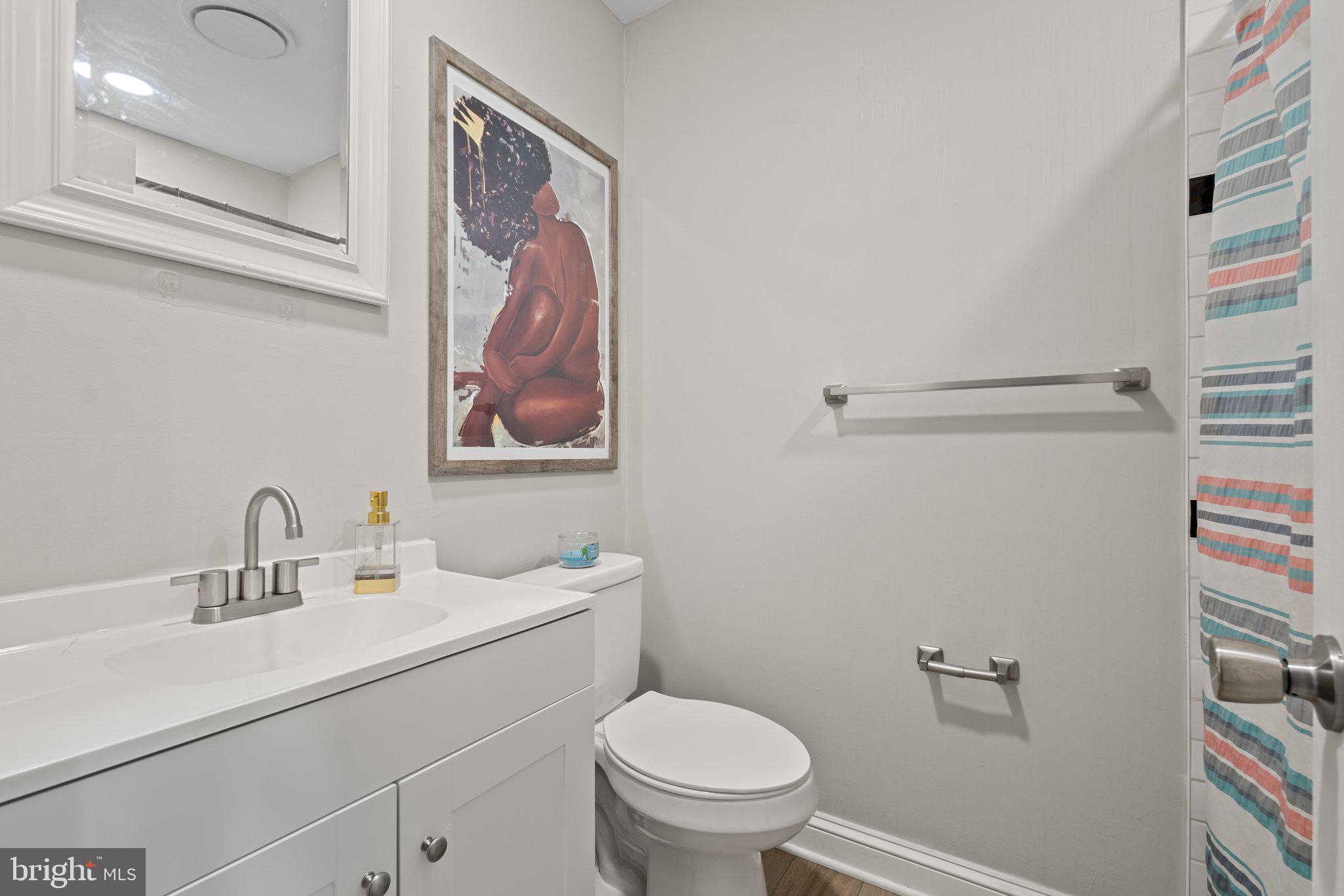 OAK MANOR - Residential Lease