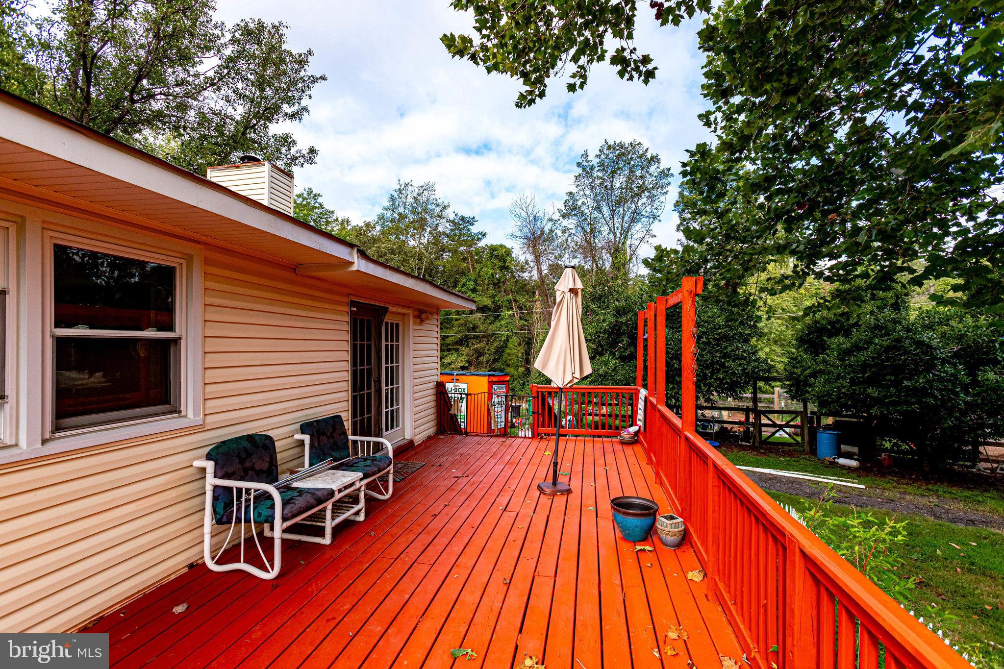 LOCUST HILL - Residential